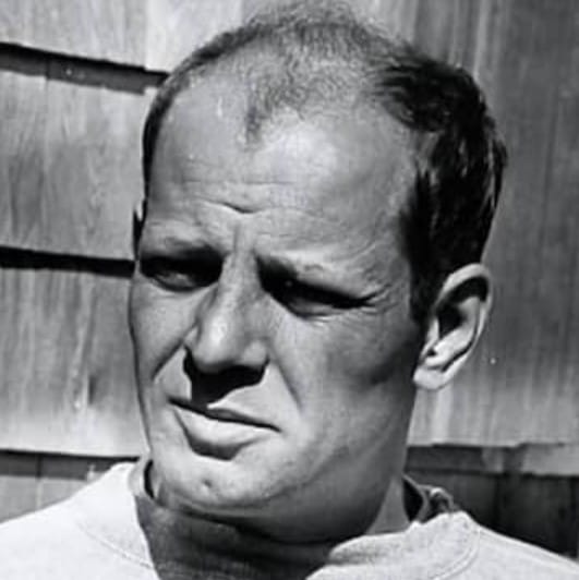 Leonardo da Vinci to Banksy: The Most Iconic Artists in History 8 Jackson Pollock