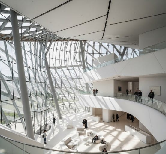 Art and Luxury: When Fashion, Jewelry, and Paintings Collide 4 Interior shot of Fondation Louis Vuitton museum
